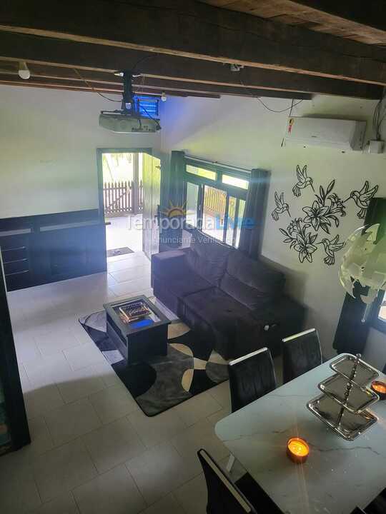 Chácara / sítio para aluguel de temporada em Presidente Nereu (O Vale do Colibri)