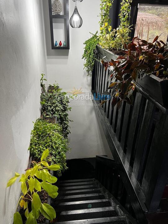 Chácara / sítio para aluguel de temporada em Presidente Nereu (O Vale do Colibri)