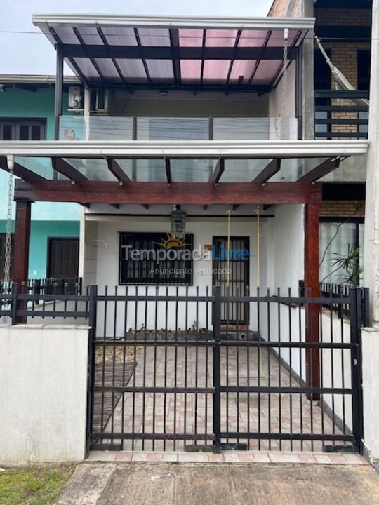 Casa para alquiler de vacaciones em São Francisco do Sul (Prainha)