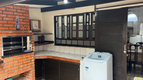 GRAN APARTAMENTO A 50M DEL MAR, CON WI-FI Y AC