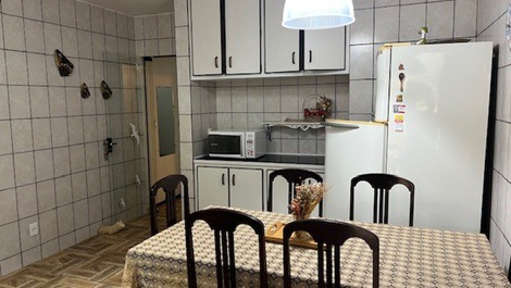 GRAN APARTAMENTO A 50M DEL MAR, CON WI-FI Y AC