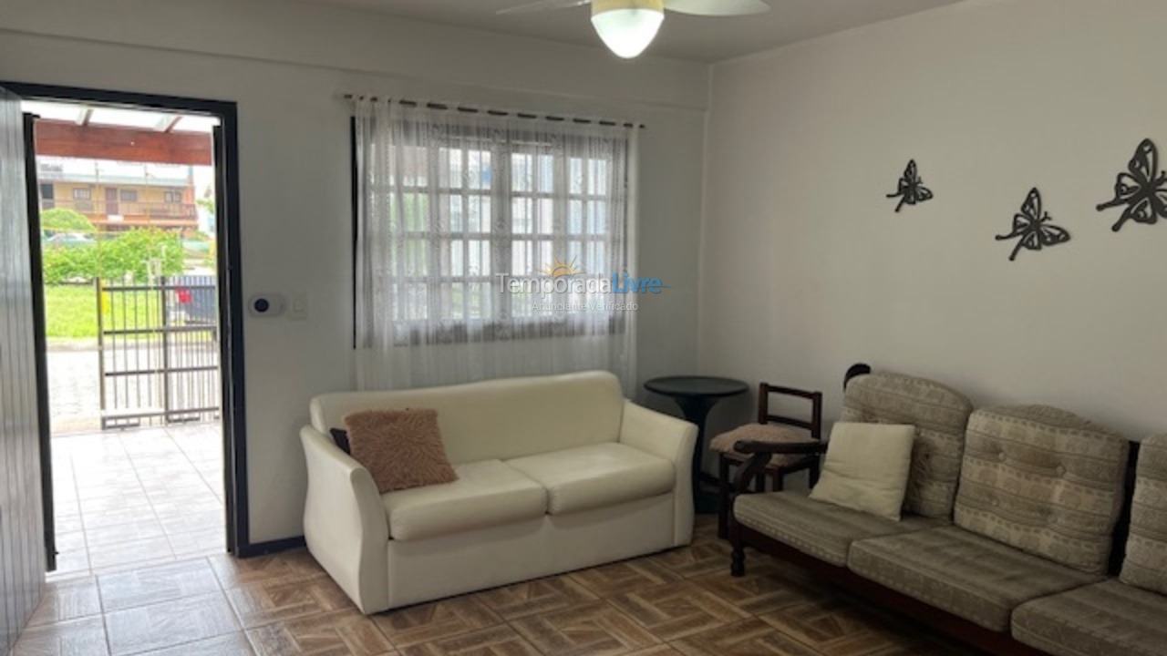 Casa para alquiler de vacaciones em São Francisco do Sul (Prainha)