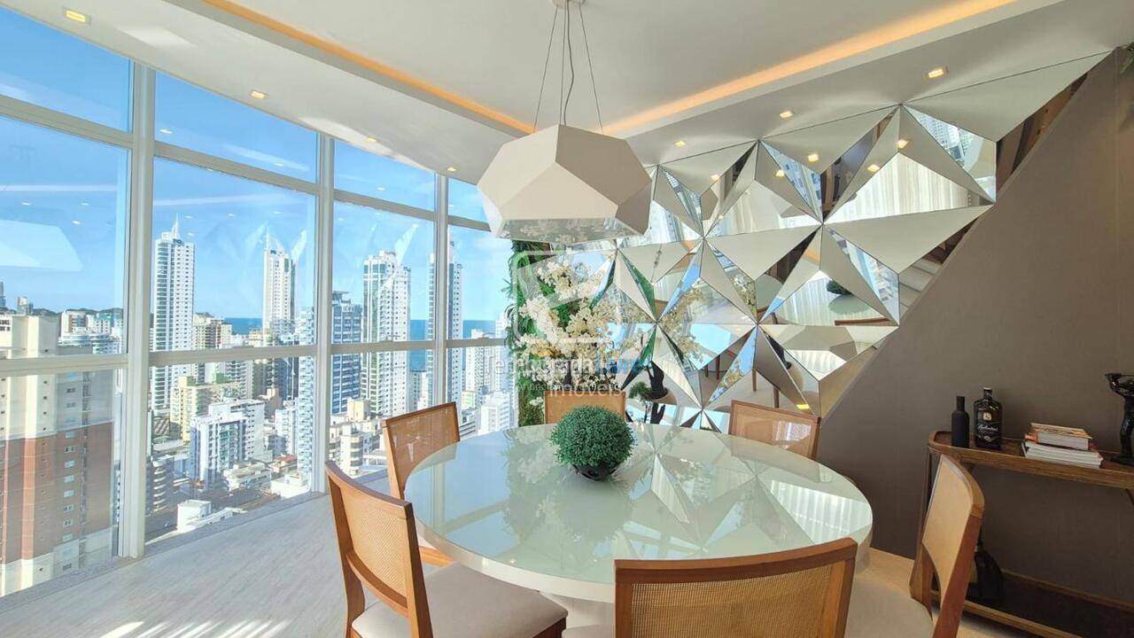 Apartment for vacation rental in Balneário Camboriú (Centro)