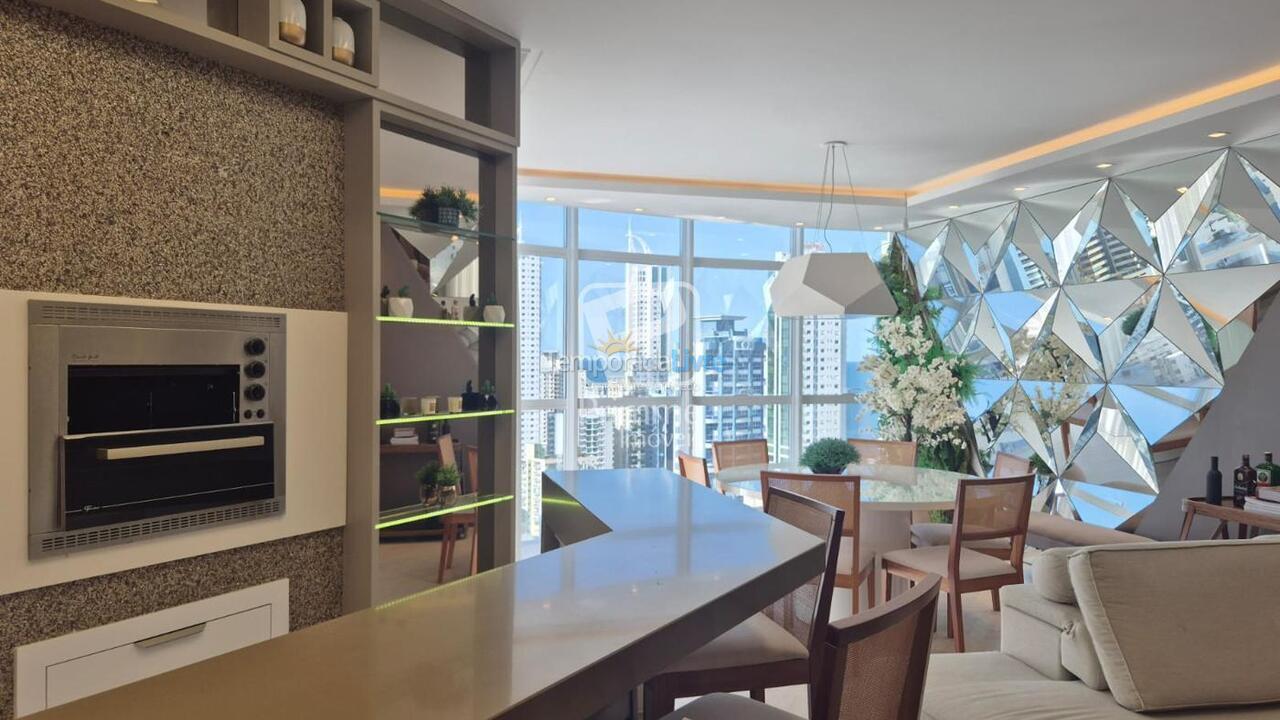 Apartment for vacation rental in Balneário Camboriú (Centro)