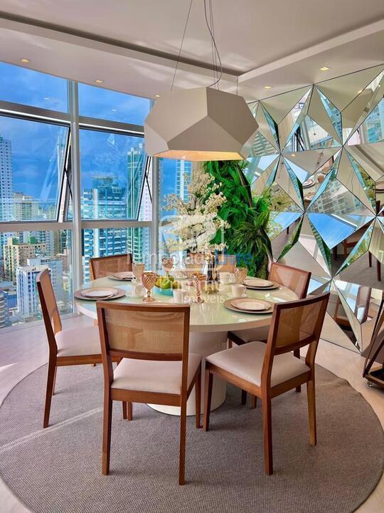 Apartment for vacation rental in Balneário Camboriú (Centro)