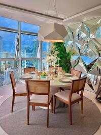 APARTMENT WITH 3 SEASONAL SUITES IN BALNEÁRIO CAMBORIÚ