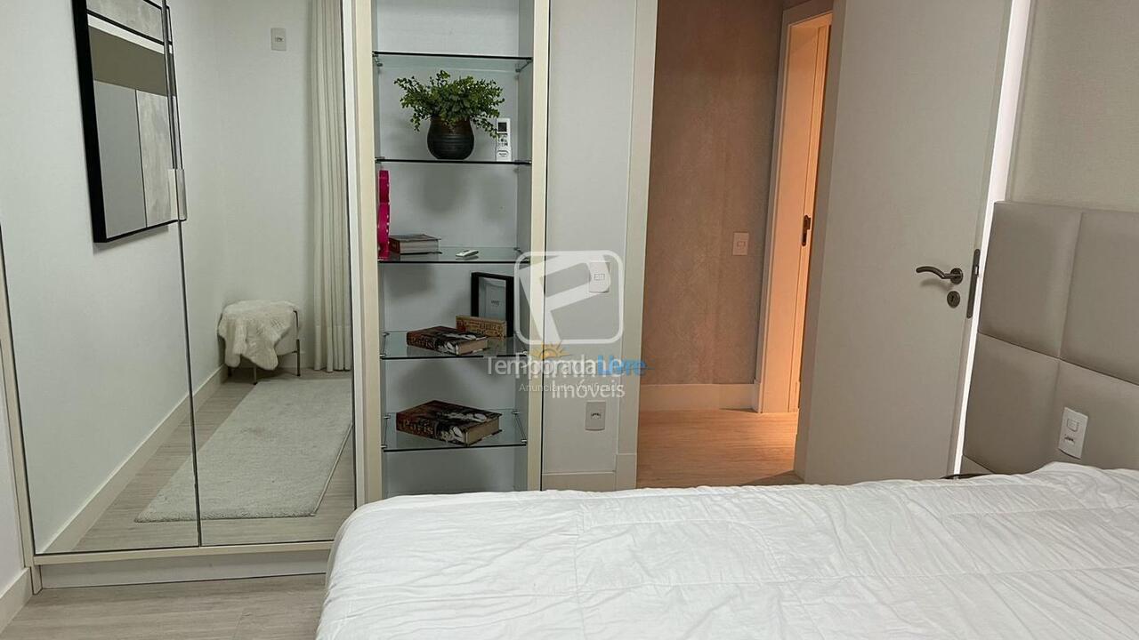 Apartment for vacation rental in Balneário Camboriú (Centro)