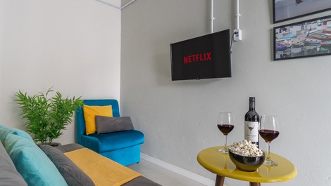 Casa com estacionamento e próxima a praia