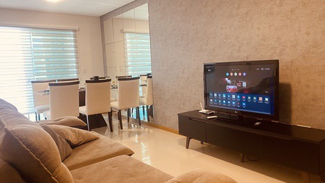 APARTAMENTO À 400M DO CALÇADÃO DE BOMBAS