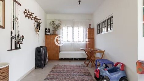 Linda Casa com Quintal e Acesso ao Mar - Ribeirão da Ilha