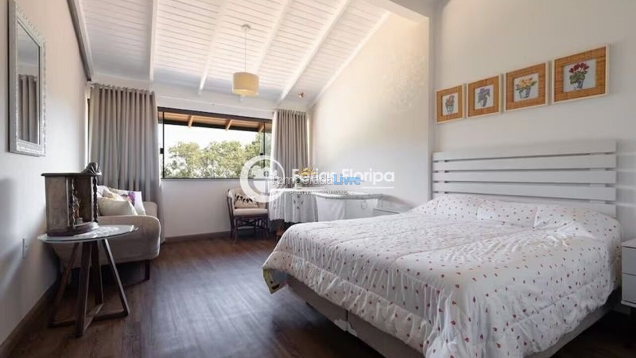 Casa para aluguel de temporada em Florianópolis (Ribeirão da Ilha)