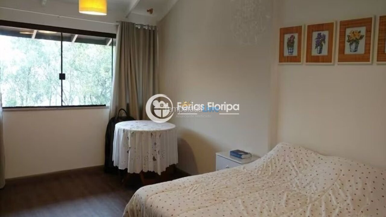 Casa para aluguel de temporada em Florianópolis (Ribeirão da Ilha)