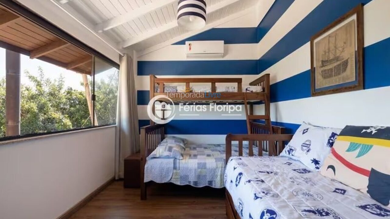 Casa para aluguel de temporada em Florianópolis (Ribeirão da Ilha)
