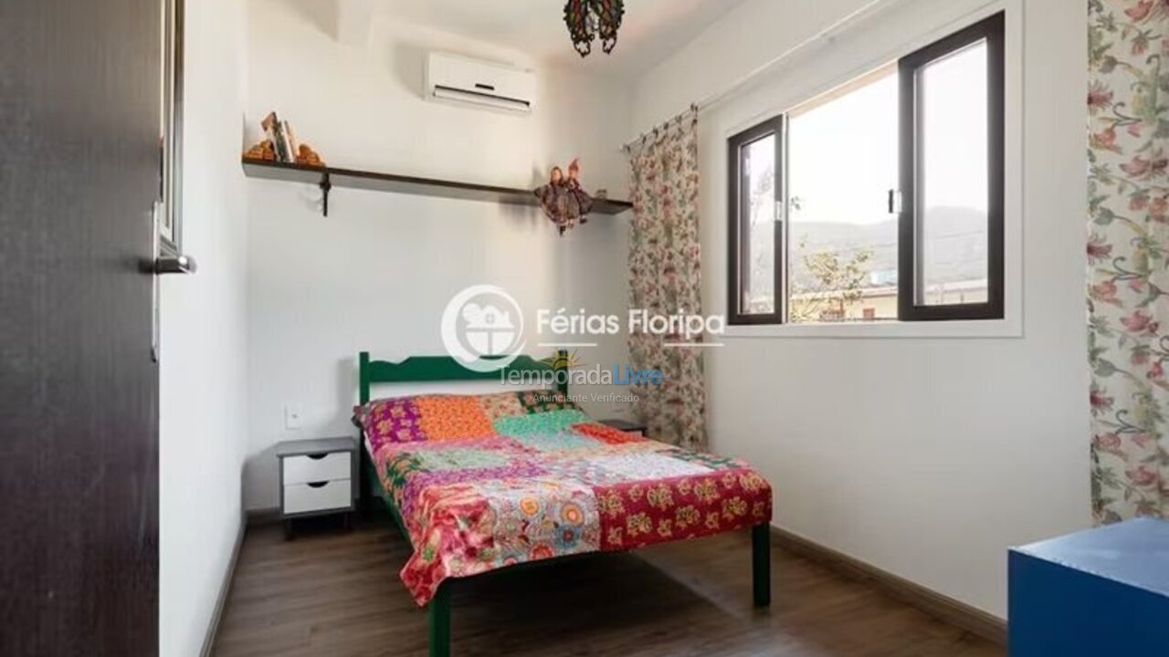 Casa para aluguel de temporada em Florianópolis (Ribeirão da Ilha)
