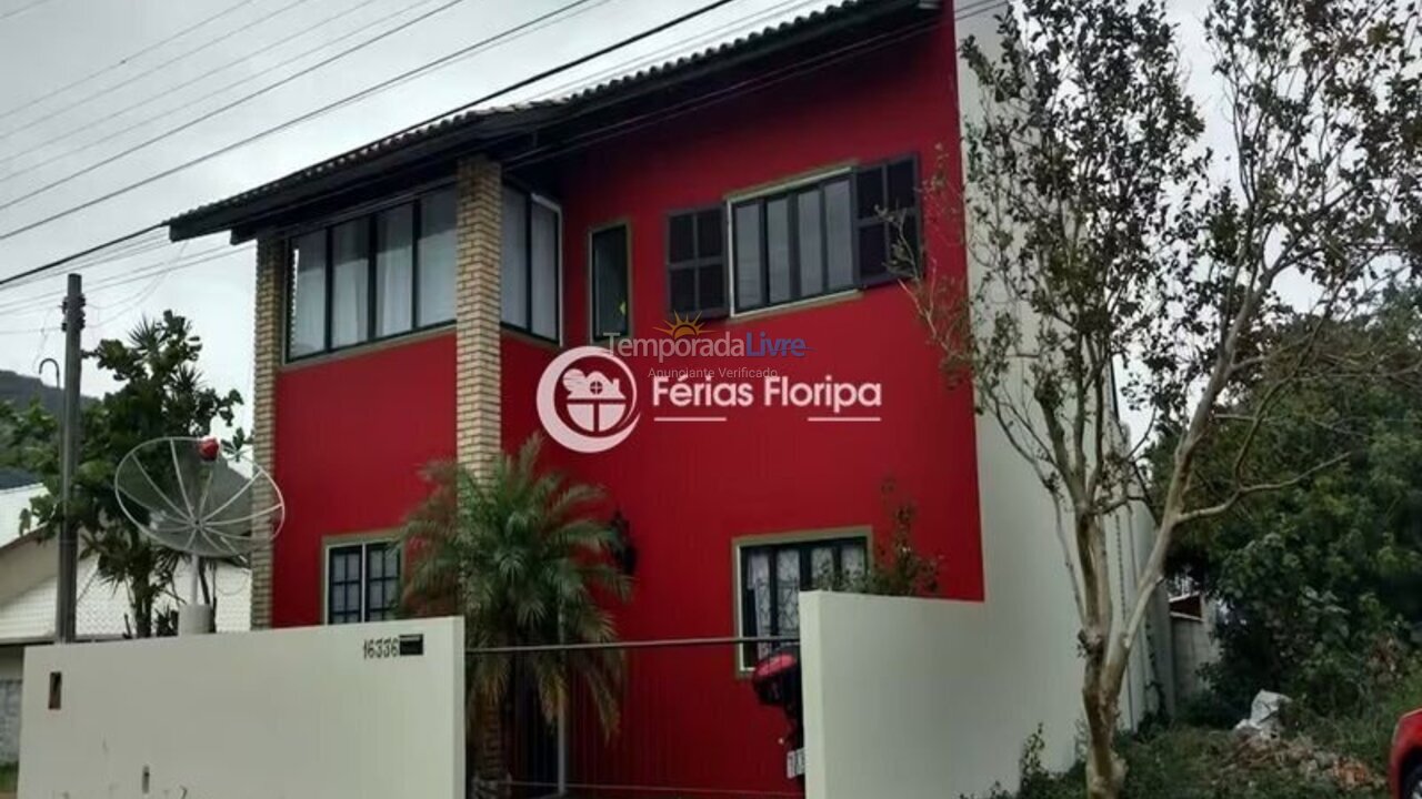 Casa para aluguel de temporada em Florianópolis (Ribeirão da Ilha)