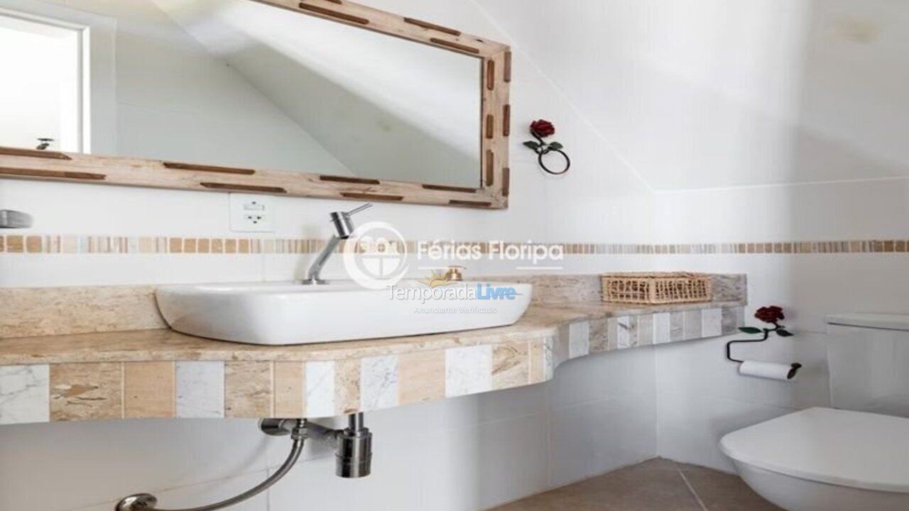 Casa para aluguel de temporada em Florianópolis (Ribeirão da Ilha)