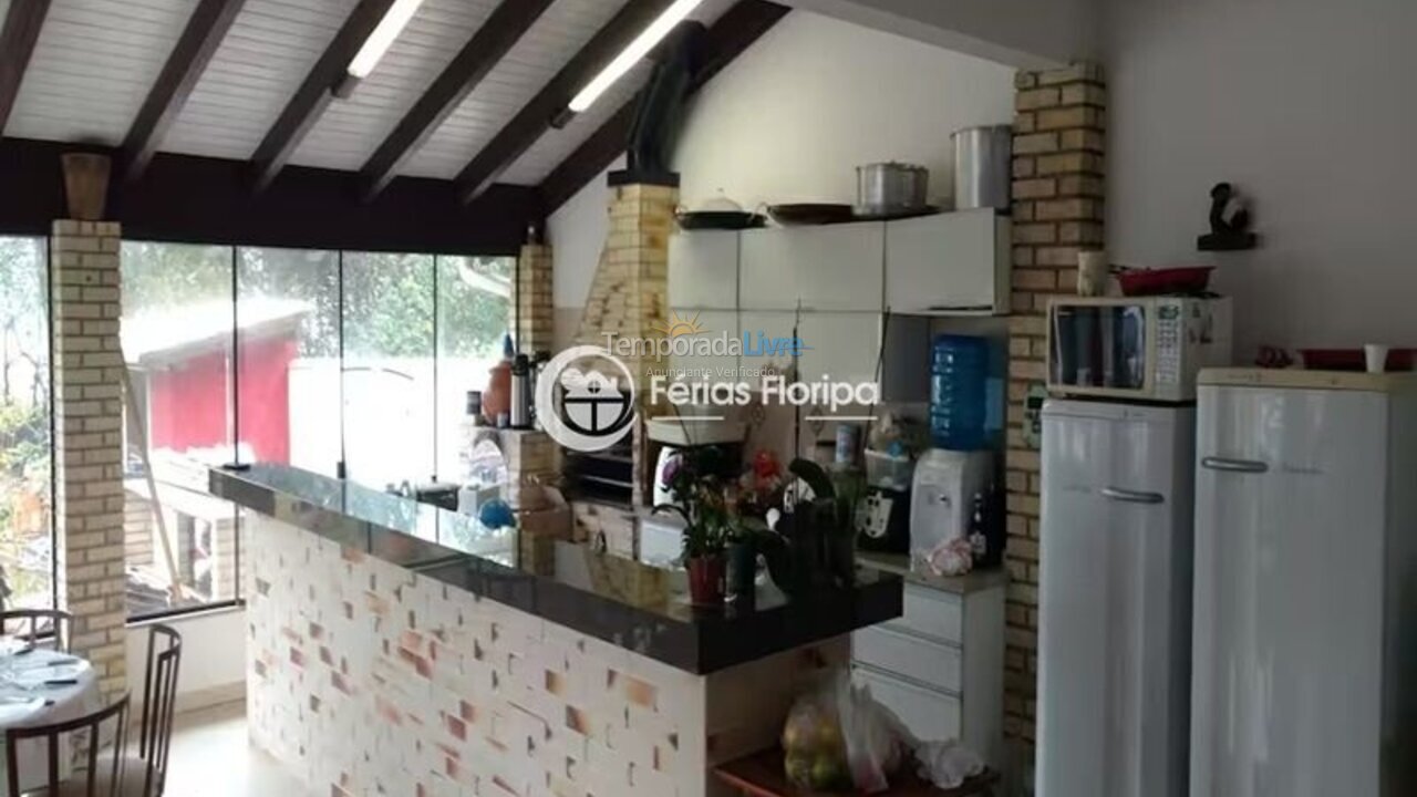 Casa para aluguel de temporada em Florianópolis (Ribeirão da Ilha)