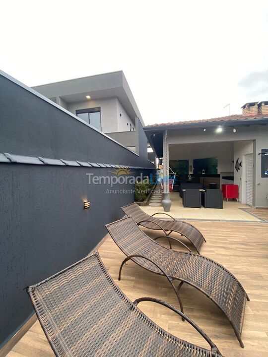 House for vacation rental in Bertioga (Condominio Morada da Praia)