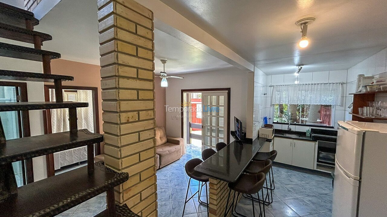 House for vacation rental in Bombinhas (Mariscal)