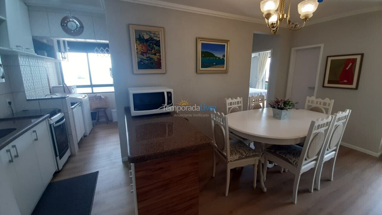 Apartamento para aluguel de temporada em Florianópolis (Cachoeira do Bom Jesus)