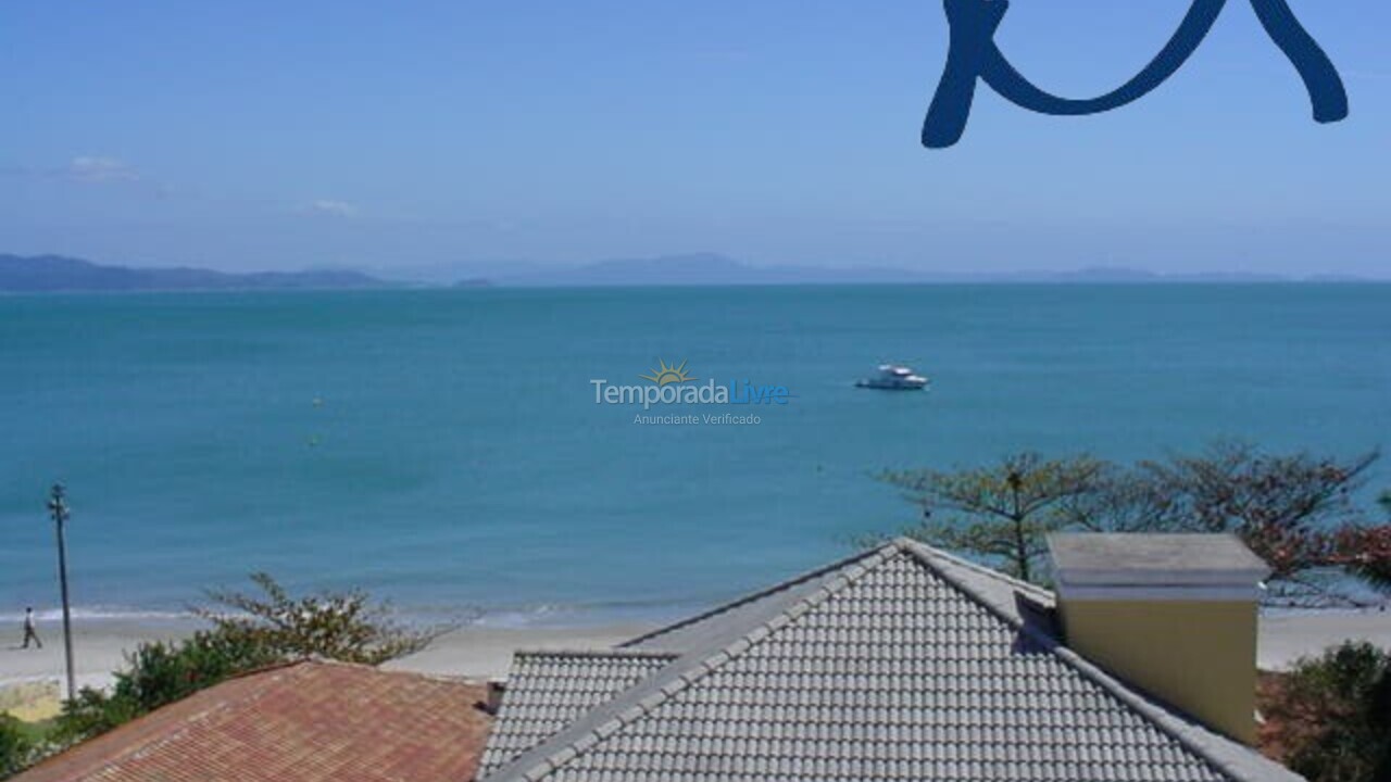Apartamento para aluguel de temporada em Florianópolis (Cachoeira do Bom Jesus)