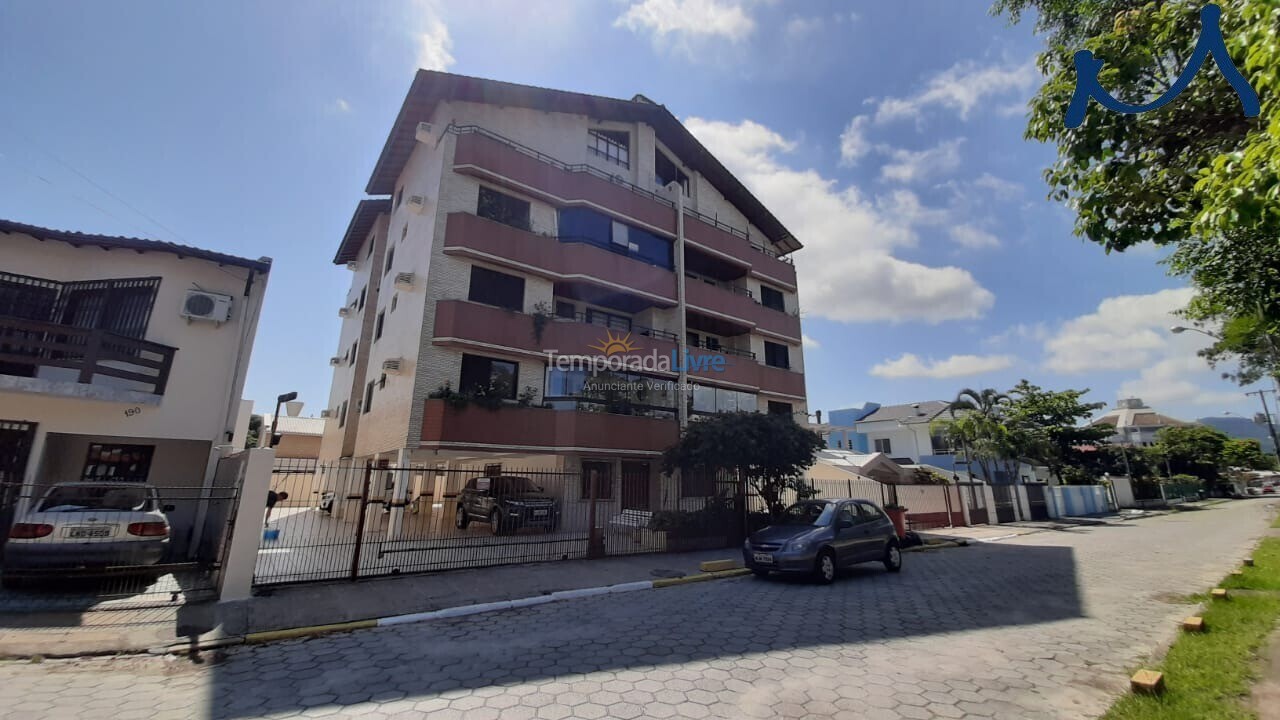 Apartamento para aluguel de temporada em Florianópolis (Cachoeira do Bom Jesus)