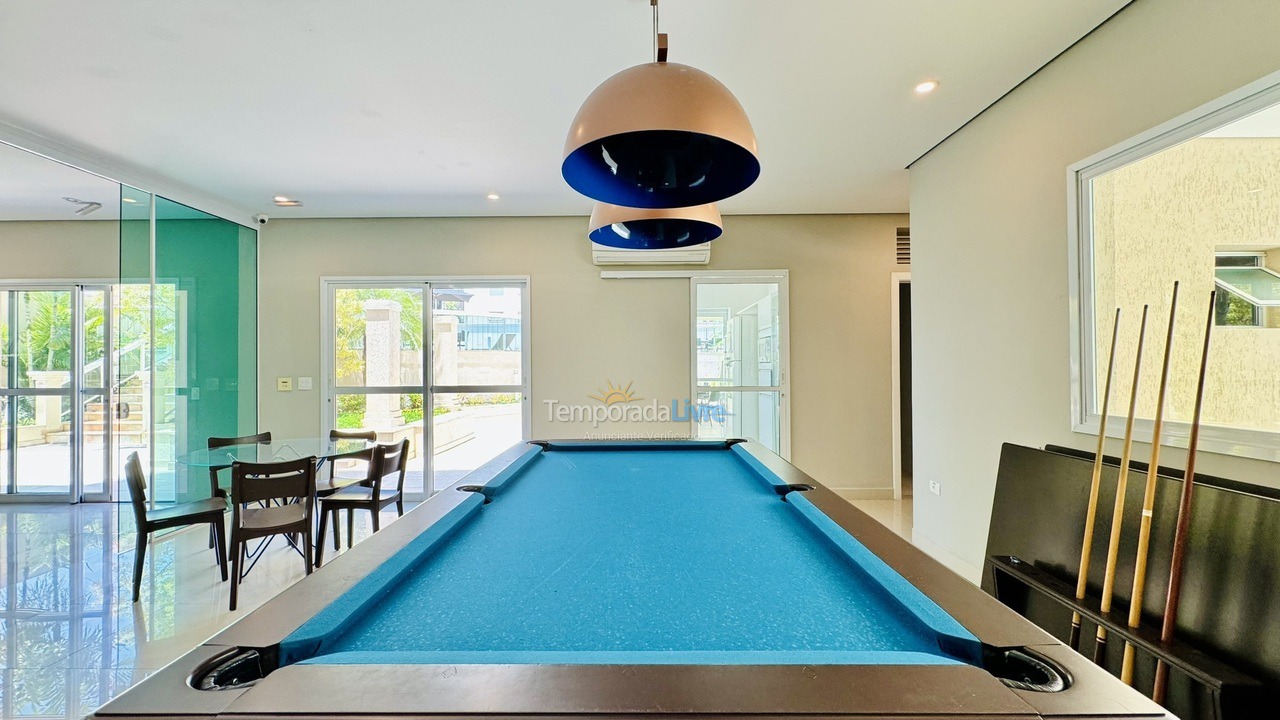 Apartment for vacation rental in Guarujá (Enseada)