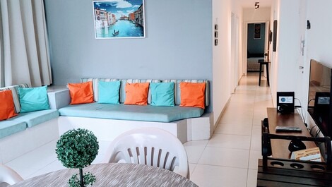 Close to the beach, 2 blocks - Large apartment, 3 bedrooms, Wi-Fi and garage