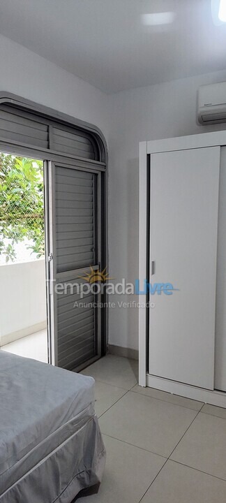 Apartment for vacation rental in Guarujá (Enseada)
