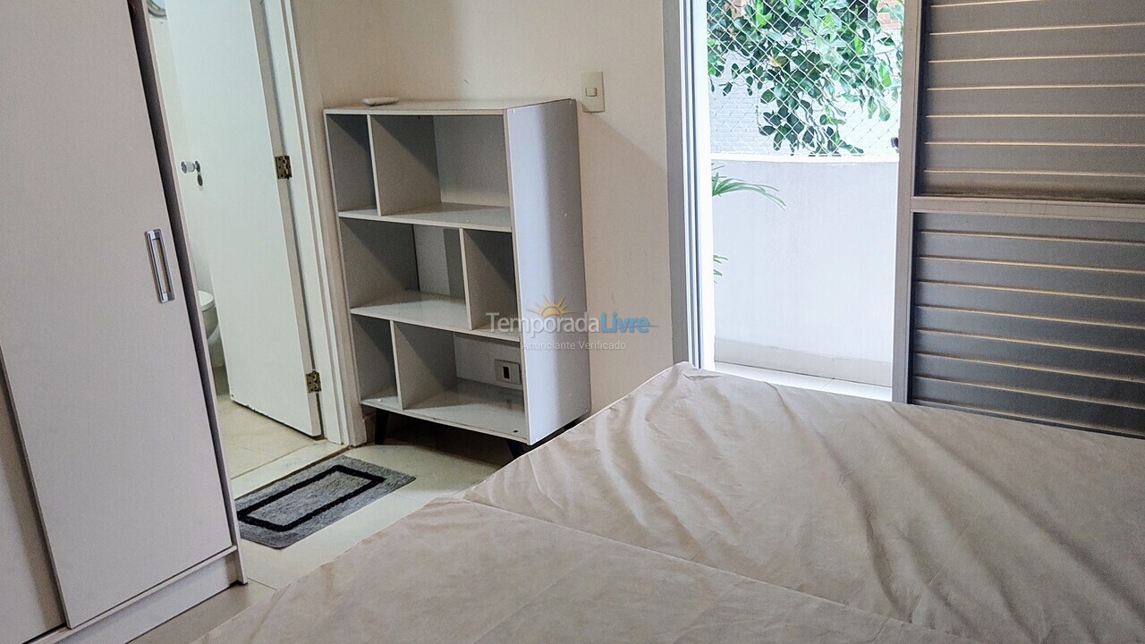 Apartment for vacation rental in Guarujá (Enseada)