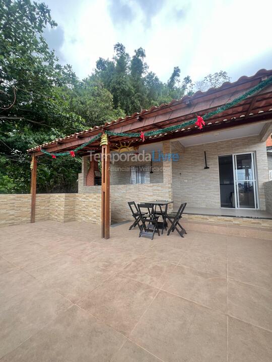 Casa para aluguel de temporada em Guarujá (Enseada)