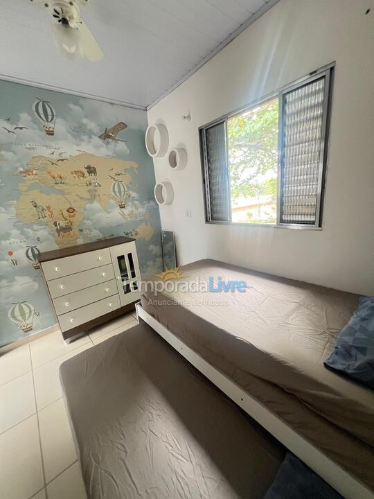 Casa para aluguel de temporada em Guarujá (Enseada)