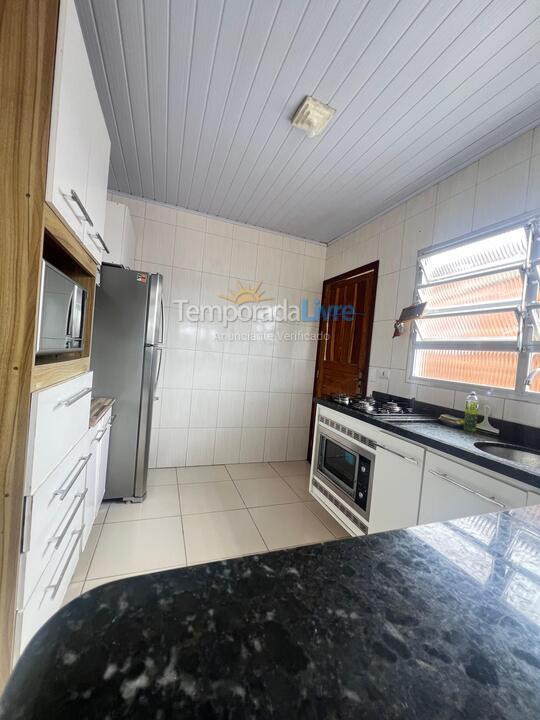 Casa para aluguel de temporada em Guarujá (Enseada)