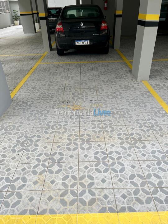 Apartamento para alquiler de vacaciones em Itapema (Meia Praia)