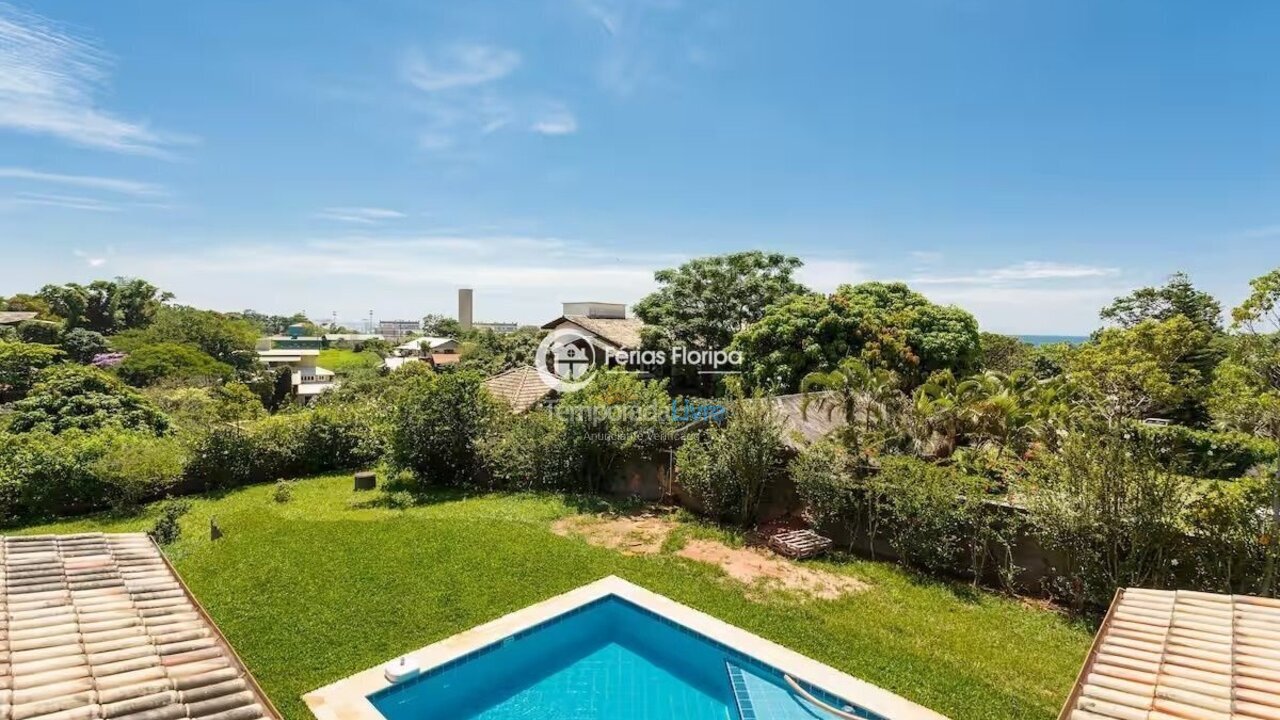 House for vacation rental in Florianopolis (Campeche)