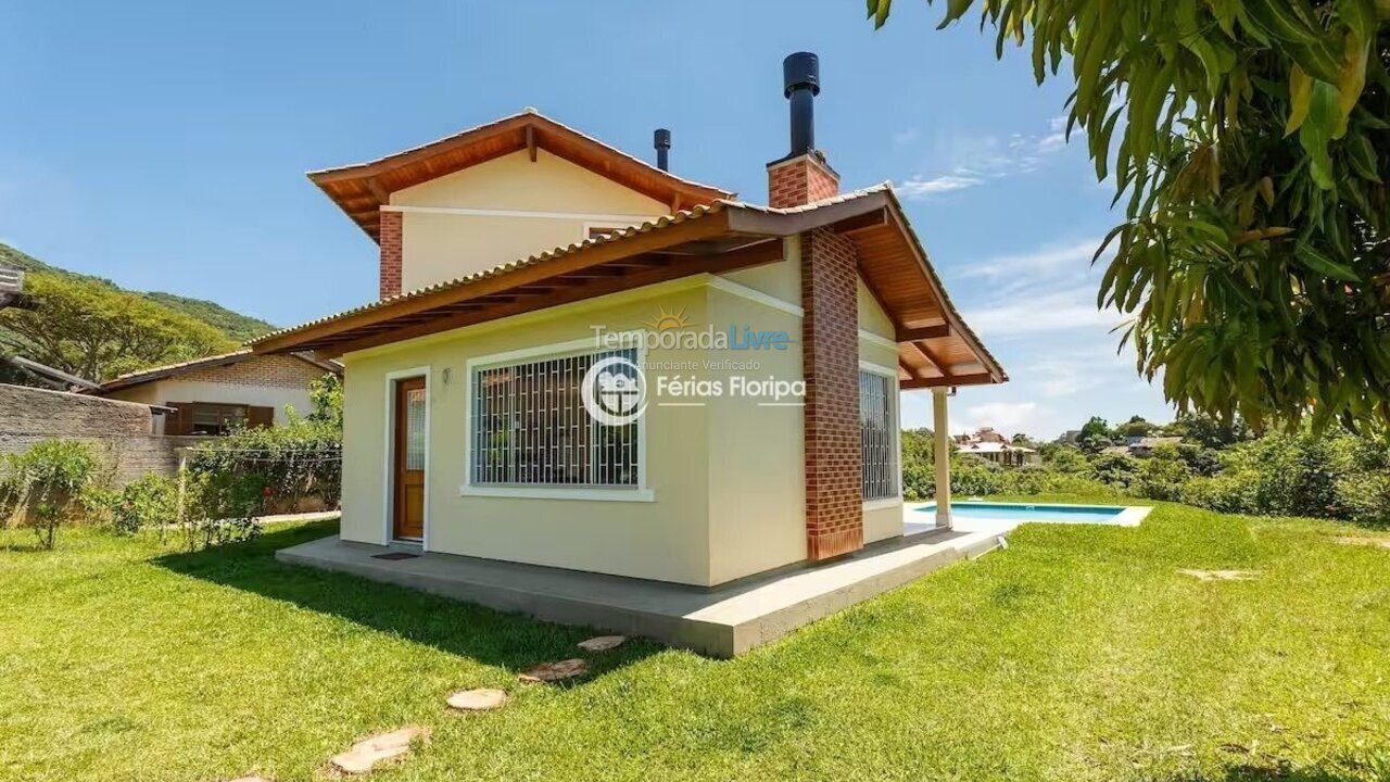 House for vacation rental in Florianopolis (Campeche)