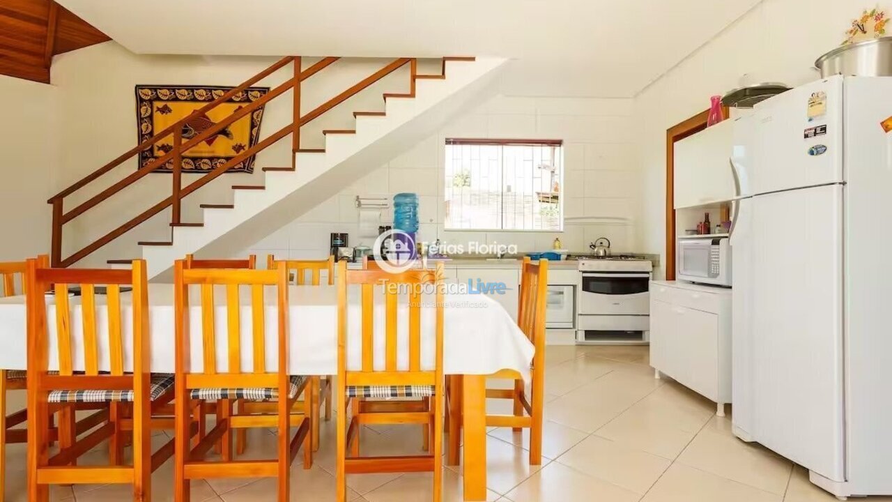 House for vacation rental in Florianopolis (Campeche)