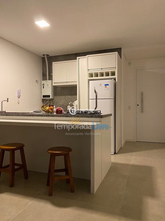 Apartamento para aluguel de temporada em Florianopolis (Campeche)