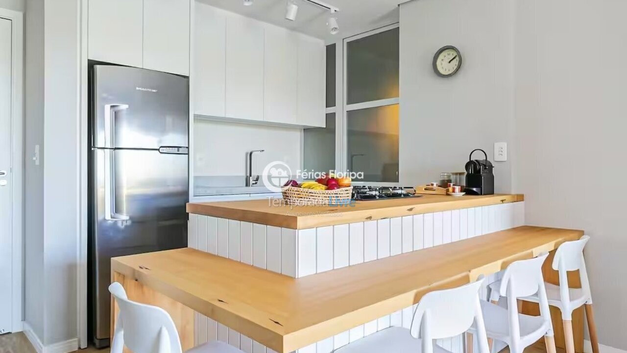 Apartamento para aluguel de temporada em Florianopolis (Campeche)