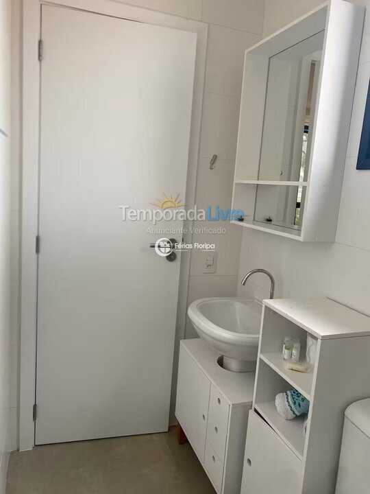 Apartamento para aluguel de temporada em Florianopolis (Campeche)