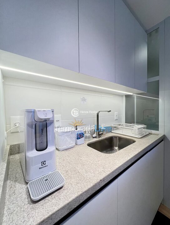 Apartamento para aluguel de temporada em Florianopolis (Campeche)