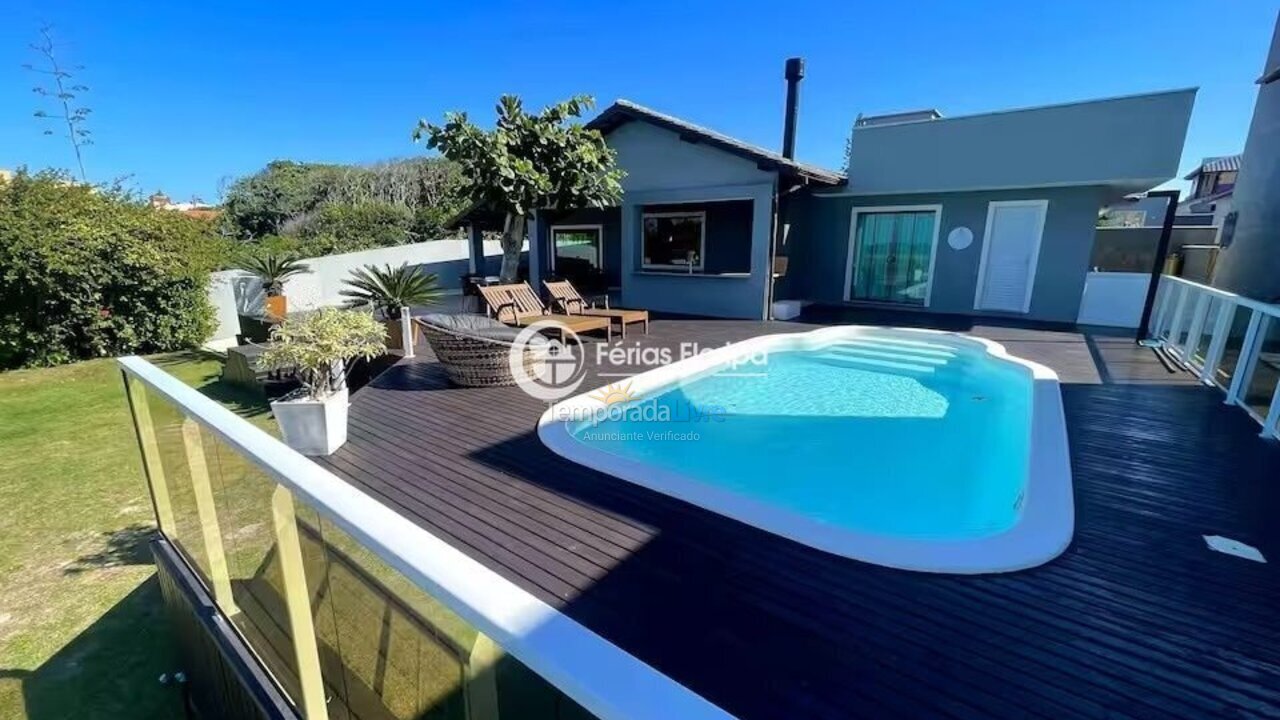 Casa para aluguel de temporada em Florianopolis (Campeche)