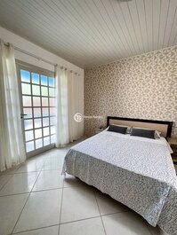 Linda Casa com 4 Quartos no Morro das Pedras
