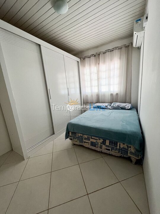 Casa para aluguel de temporada em Florianópolis (Morro das Pedras)