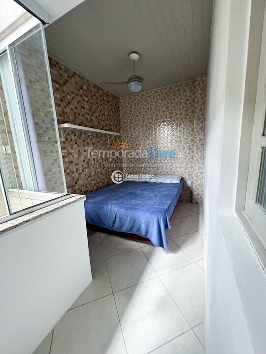 Casa para aluguel de temporada em Florianópolis (Morro das Pedras)