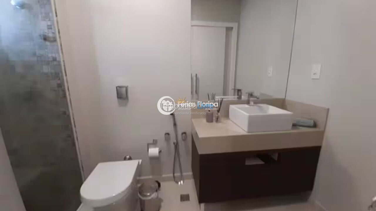 Casa para aluguel de temporada em Florianopolis (Campeche)