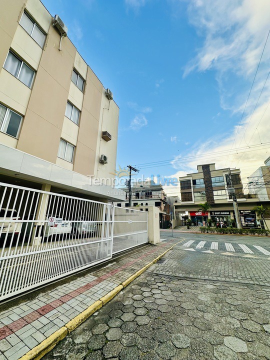 Apartment for vacation rental in Bombinhas (Praia de Bombas)