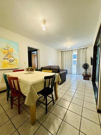 Beautiful Apartment on Avenida de Bombas!