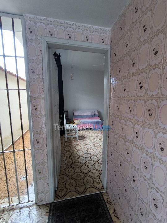 Casa para aluguel de temporada em Praia Grande (Vila Mirim)