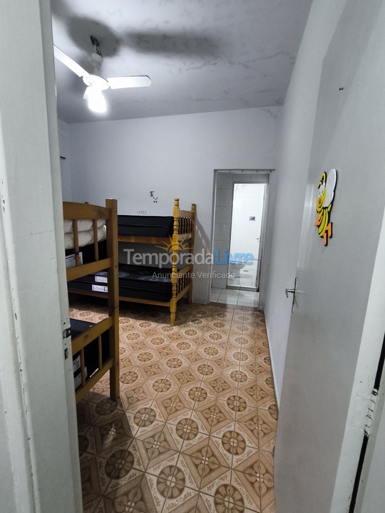 Casa para aluguel de temporada em Praia Grande (Vila Mirim)